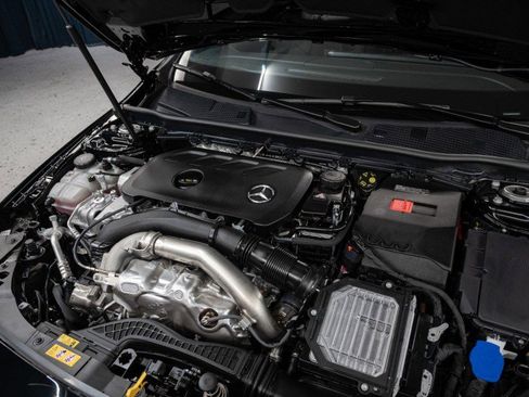 Certified 2025 Mercedes-Benz CLA 250 4MATIC image 28