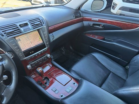 Used 2012 Lexus LS 460 AWD image 30