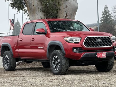 Used 2018 Toyota Tacoma TRD Off-Road image 10