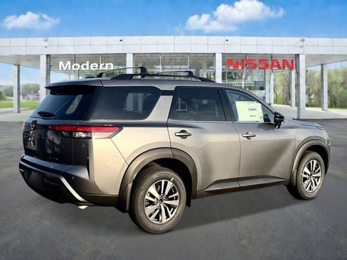 New 2026 Nissan Pathfinder SL AWD/4WD image 5