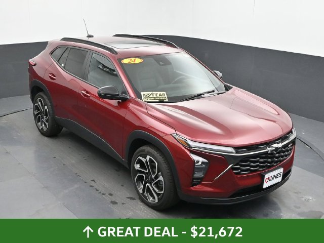 Used 2024 Chevrolet Trax RS w/ Sunroof Package FWD image 41