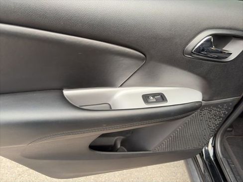 Used 2019 Dodge Journey SE w/ Connectivity Group image 12