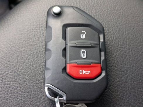 New 2026 Jeep Gladiator Sport image 24