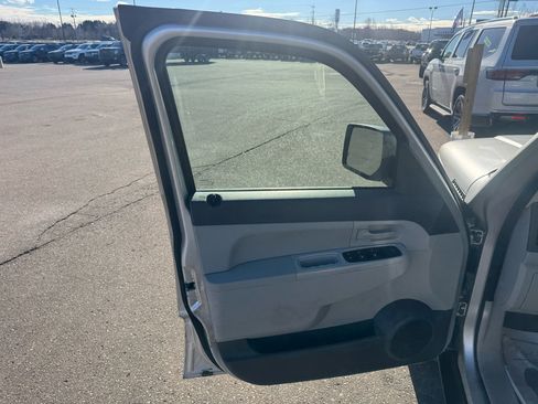 Used 2008 Jeep Liberty Sport w/ Popular Equipment Group image 15