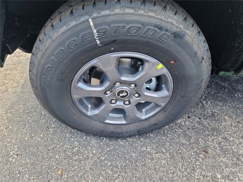 New 2025 Ford Bronco Big Bend image 9