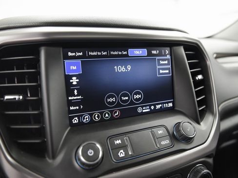 Used 2023 GMC Acadia AT4 image 18