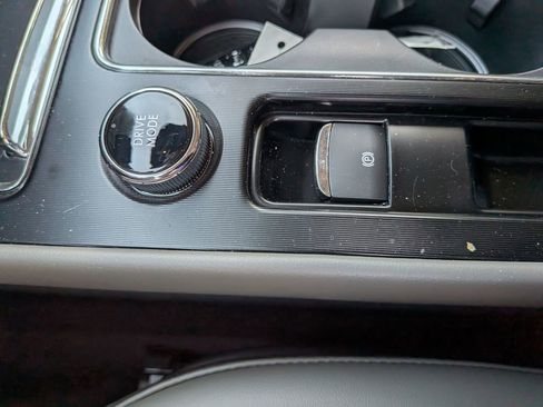 New 2026 Lincoln Corsair Premiere image 21