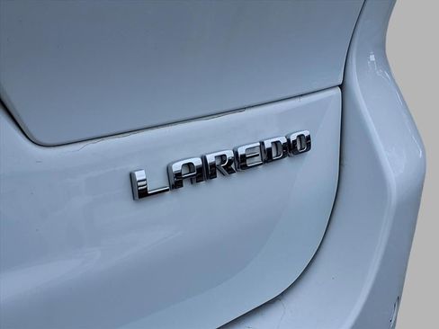 Used 2023 Jeep Grand Cherokee L Laredo image 20