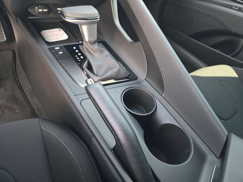New 2026 Hyundai Elantra Sport FWD image 13