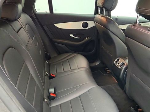 Used 2023 Mercedes-Benz GLC 300 4MATIC Coupe image 23