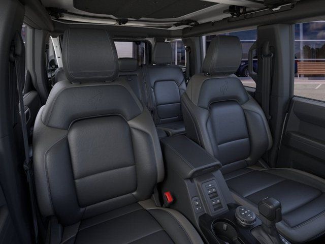 New 2026 Ford Bronco Outer Banks w/ Sasquatch Package AWD/4WD image 10