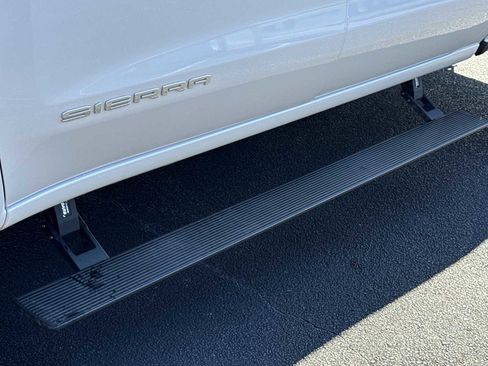 Used 2024 GMC Sierra 1500 SLT w/ SLT Premium Plus Package image 42