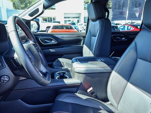 Used 2023 Chevrolet Tahoe RST w/ RST Performance Edition image 13