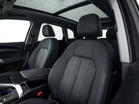 Certified 2025 Audi Q5 Premium Plus w/ Premium Plus image 16