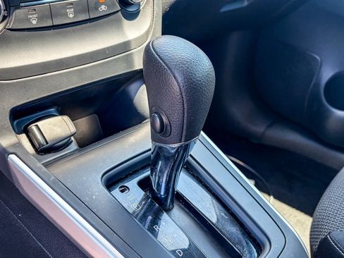 Used 2017 Nissan Sentra S FWD image 16