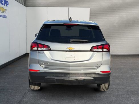 Used 2023 Chevrolet Equinox LT FWD image 4
