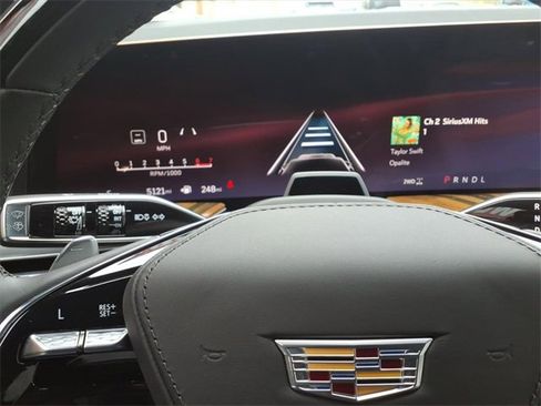 Used 2025 Cadillac Escalade ESV Sport Platinum image 35