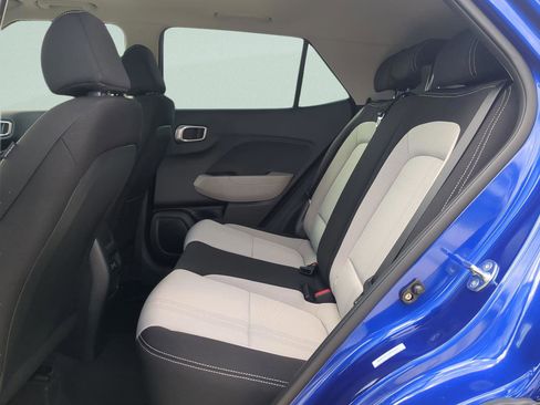New 2026 Hyundai Venue SEL FWD image 11