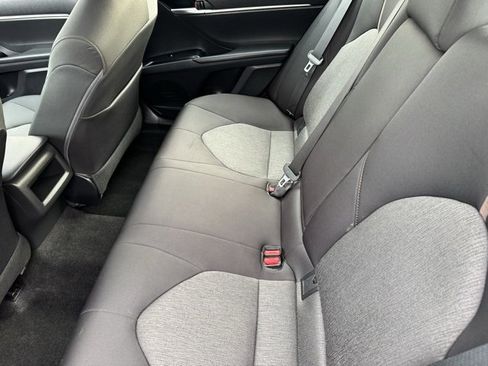 Certified 2018 Toyota Camry LE image 7