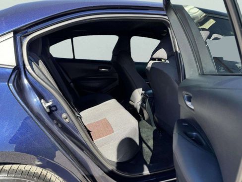 Used 2023 Toyota Corolla SE image 38