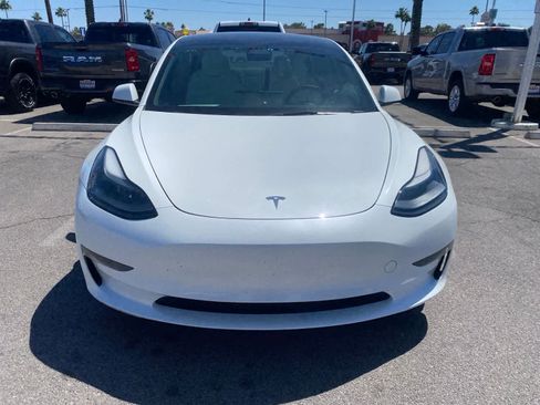 Used 2023 Tesla Model 3 Standard Range RWD image 2