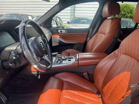 Used 2022 BMW X5 xDrive40i w/ M Sport Package AWD/4WD image 10