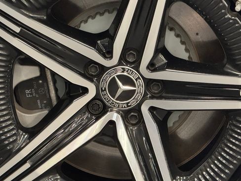 Certified 2023 Mercedes-Benz EQS 580 4MATIC Sedan image 17