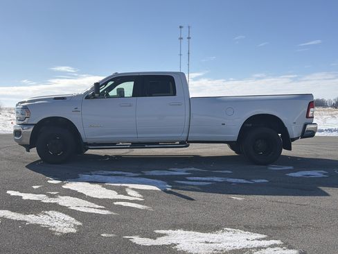 Used 2021 RAM 3500 Big Horn image 28