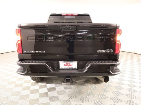 Used 2024 Chevrolet Silverado 2500 High Country w/ Technology Package image 22