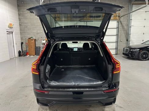 New 2026 Volvo XC60 T8 Ultra w/ Protection Package Premier image 21