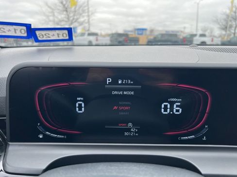 Used 2025 Kia Seltos S image 23