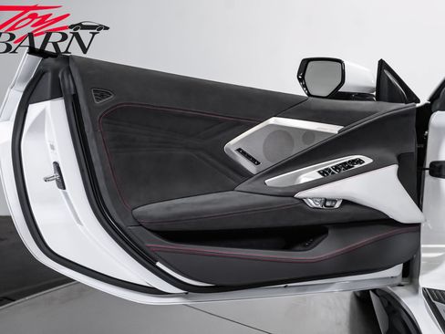 Used 2023 Chevrolet Corvette Z06 RWD image 27