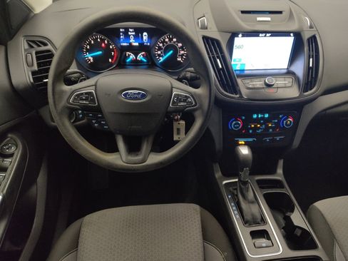 Used 2017 Ford Escape SE w/ Equipment Group 201A FWD image 22