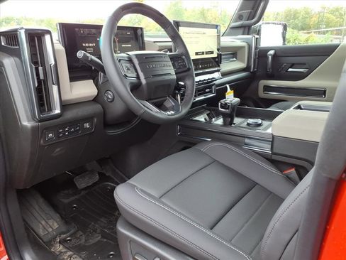 New 2026 GMC Hummer EV 4x4 Crew Cab image 12