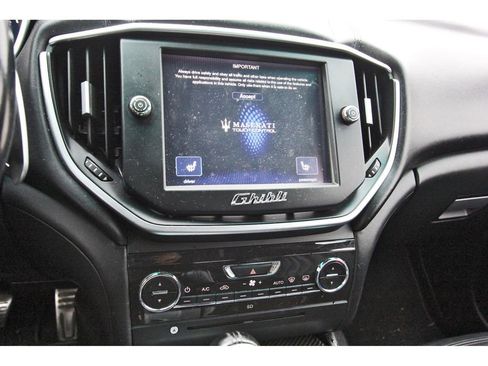 Used 2015 Maserati Ghibli S Q4 image 10