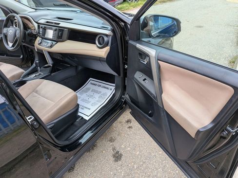 Used 2015 Toyota RAV4 XLE AWD/4WD image 34