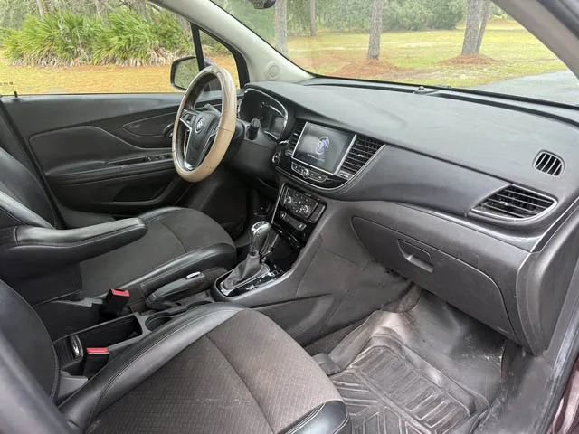 Used 2018 Buick Encore Sport Touring AWD/4WD image 8
