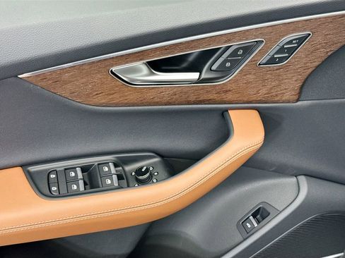 Used 2026 Audi Q7 3.0T Premium Plus w/ Premium Plus Package image 23