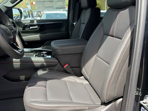 New 2026 Chevrolet Tahoe RST w/ RST Performance Edition AWD/4WD image 15