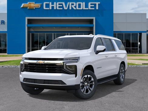New 2026 Chevrolet Suburban LS RWD image 6
