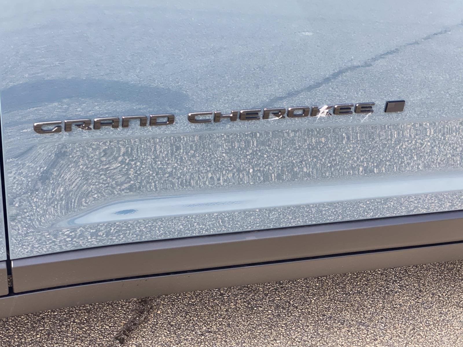 New 2027 Jeep Grand Cherokee Limited AWD/4WD image 8