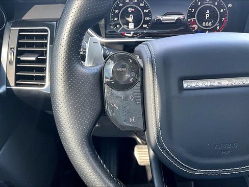 Used 2022 Land Rover Range Rover Sport SVR Carbon Edition AWD/4WD image 20