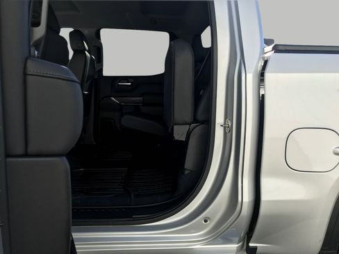 Used 2019 GMC Sierra 1500 SLT image 23