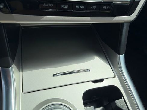 Used 2024 Ford Explorer XLT w/ Equipment Group 202A image 22