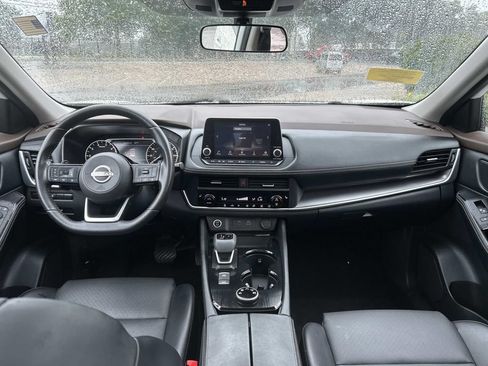 Certified 2023 Nissan Rogue SV w/ SV Premium B Package AWD/4WD image 19