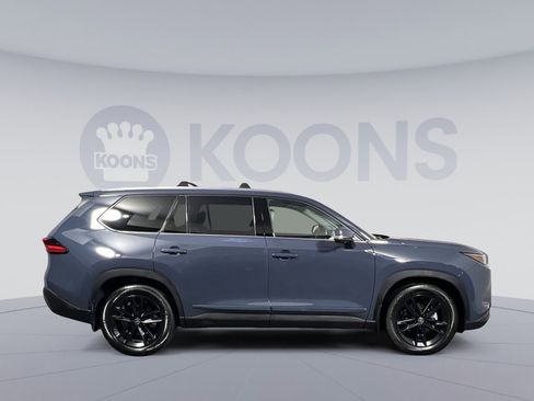 Used 2024 Toyota Grand Highlander Platinum image 8