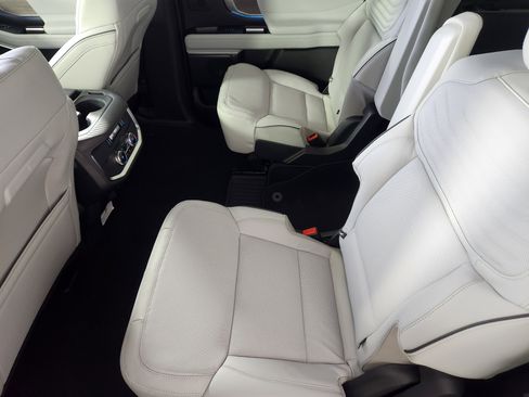 New 2026 Ford Expedition Max Platinum w/ Platinum Ultimate Package image 14