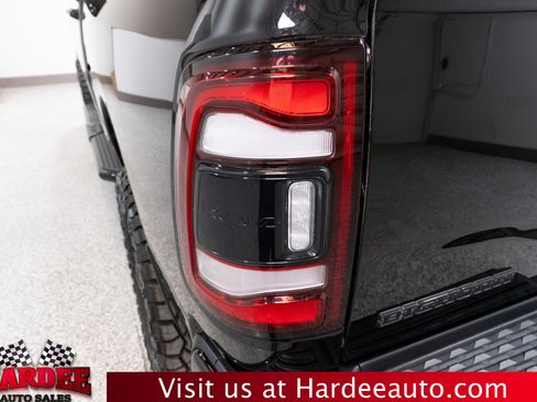 Used 2024 RAM 2500 Big Horn w/ Night Edition AWD/4WD image 9