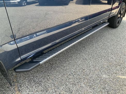 Used 2019 Ford F150 XLT w/ Equipment Group 302A Luxury AWD/4WD image 15