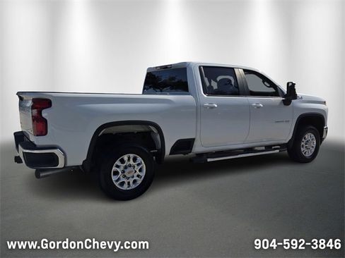 Used 2023 Chevrolet Silverado 2500 LT w/ Convenience Package image 5